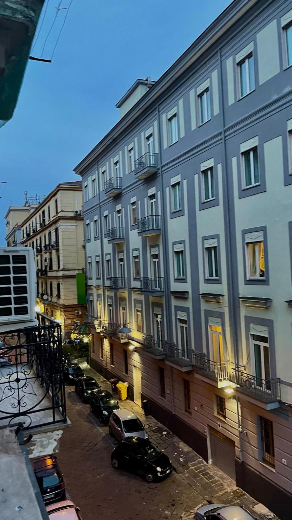 Momarooms Napoli Bagian luar foto