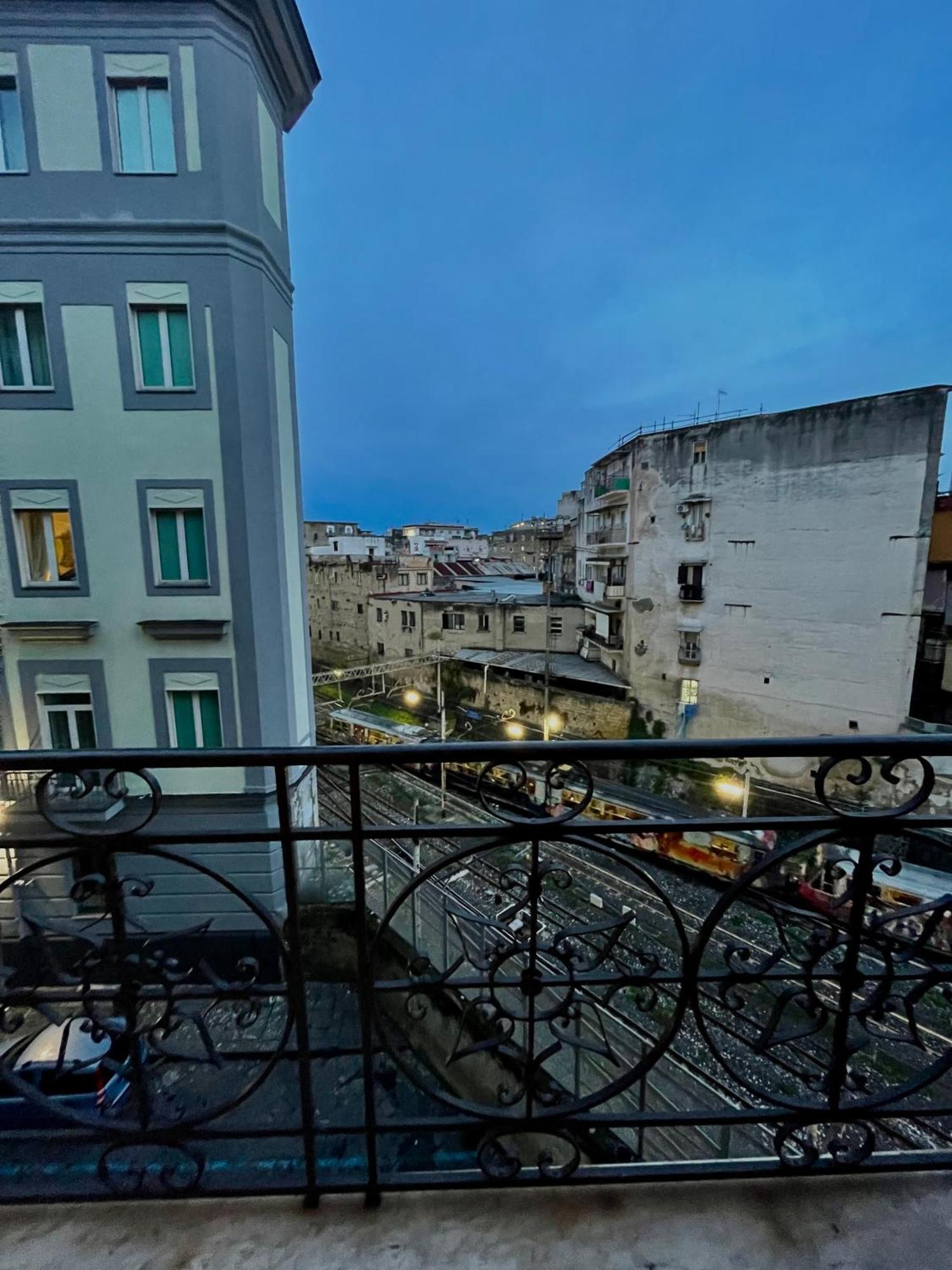 Momarooms Napoli Bagian luar foto